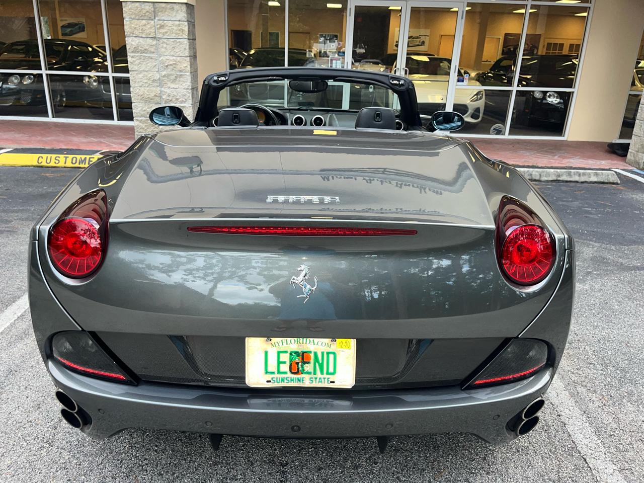 Ferrari California 2dr Conv 2011