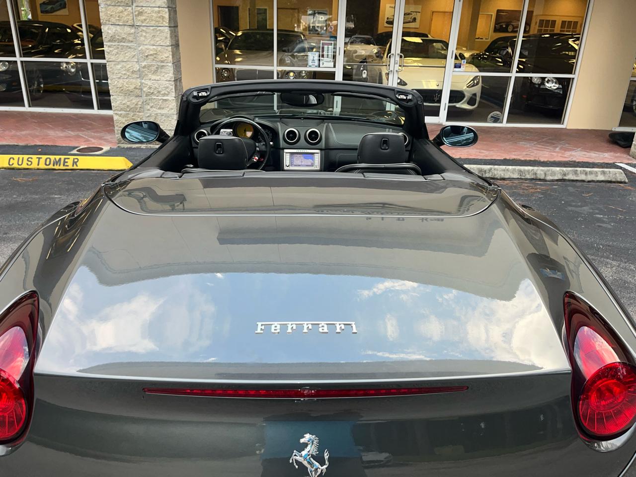 Ferrari California 2dr Conv 2011