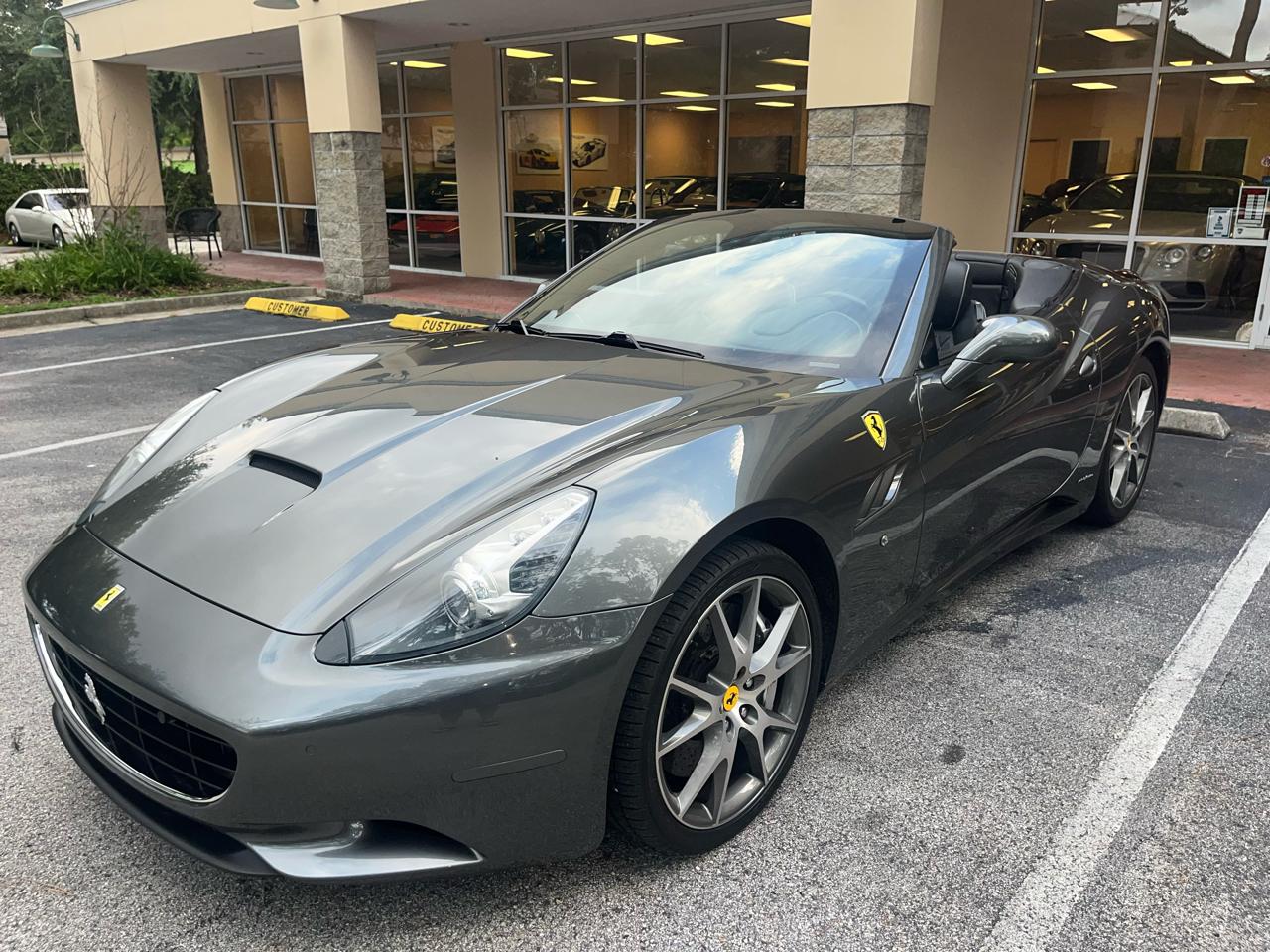 Ferrari California 2dr Conv 2011