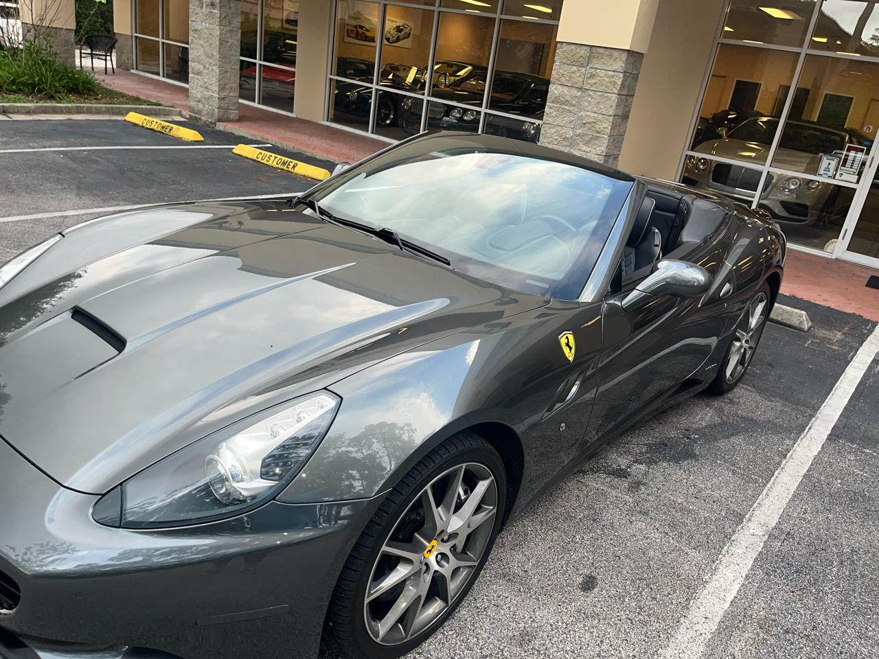 Ferrari California 2dr Conv 2011