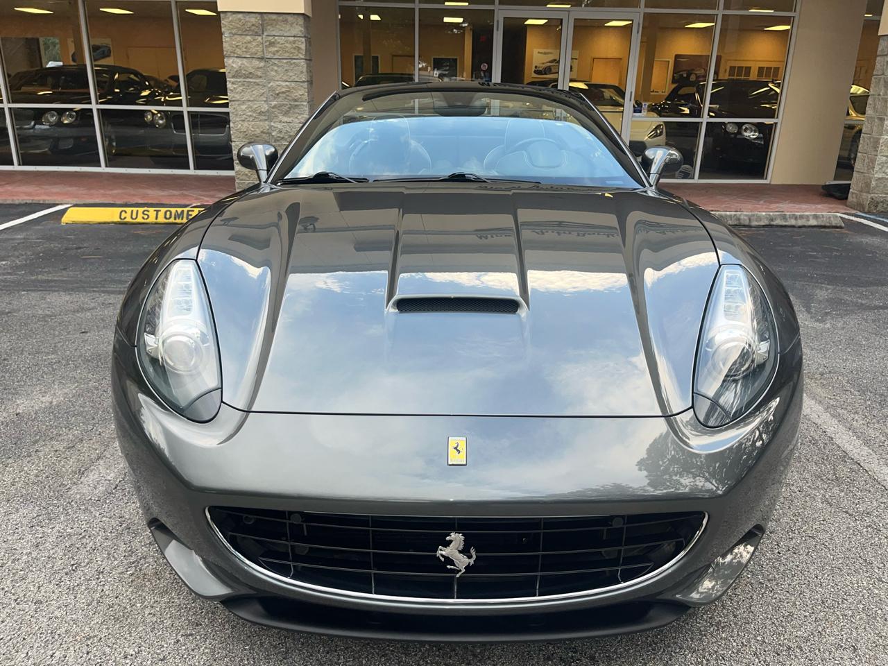 Ferrari California 2dr Conv 2011