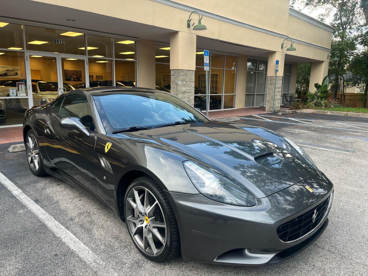 Ferrari California 2dr Conv 2011