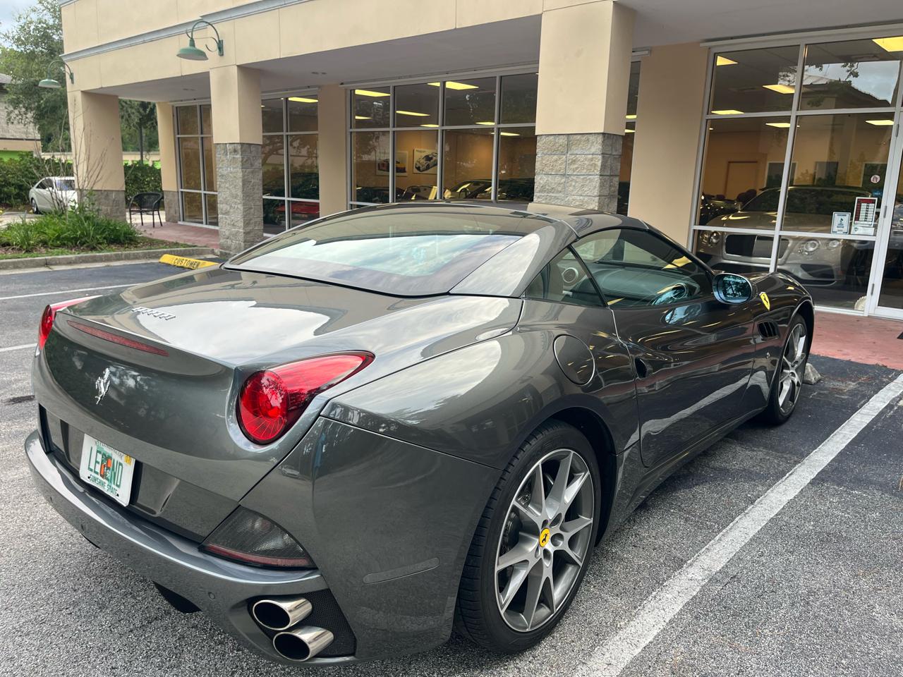 Ferrari California 2dr Conv 2011