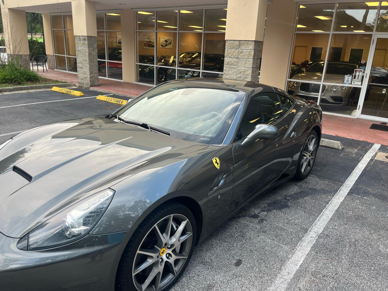 Ferrari California 2dr Conv 2011