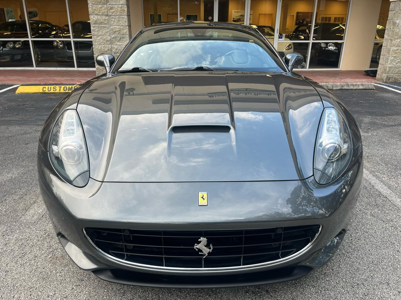 Ferrari California 2dr Conv 2011