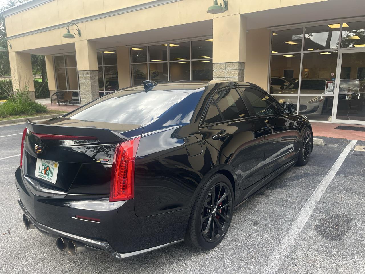 Cadillac ATS-V Sedan 4dr Sdn 2017