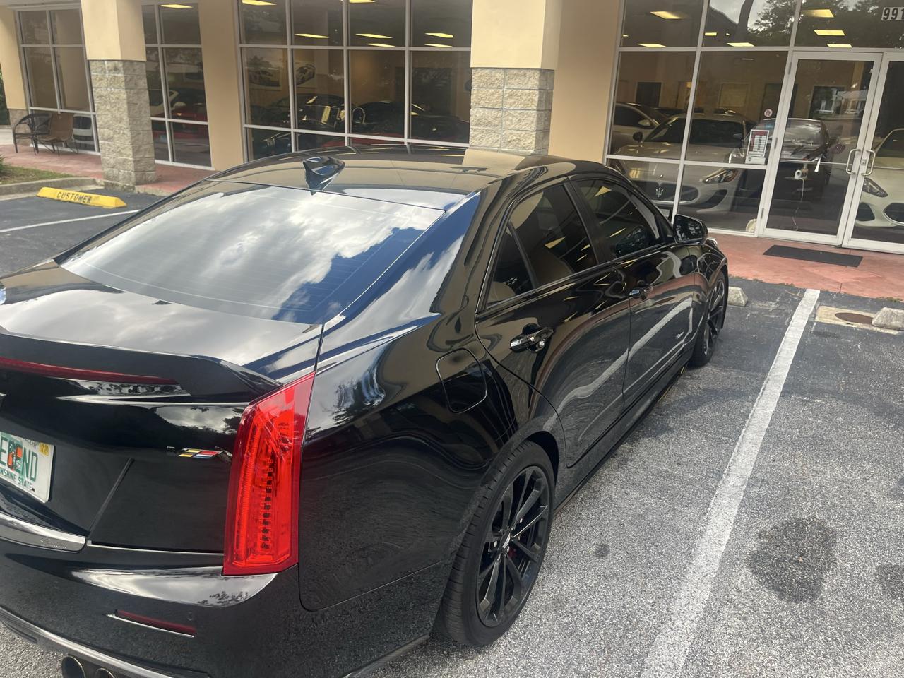 Cadillac ATS-V Sedan 4dr Sdn 2017