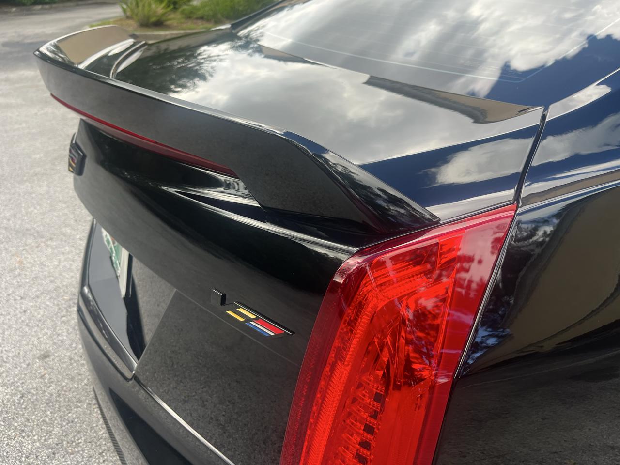 Cadillac ATS-V Sedan 4dr Sdn 2017