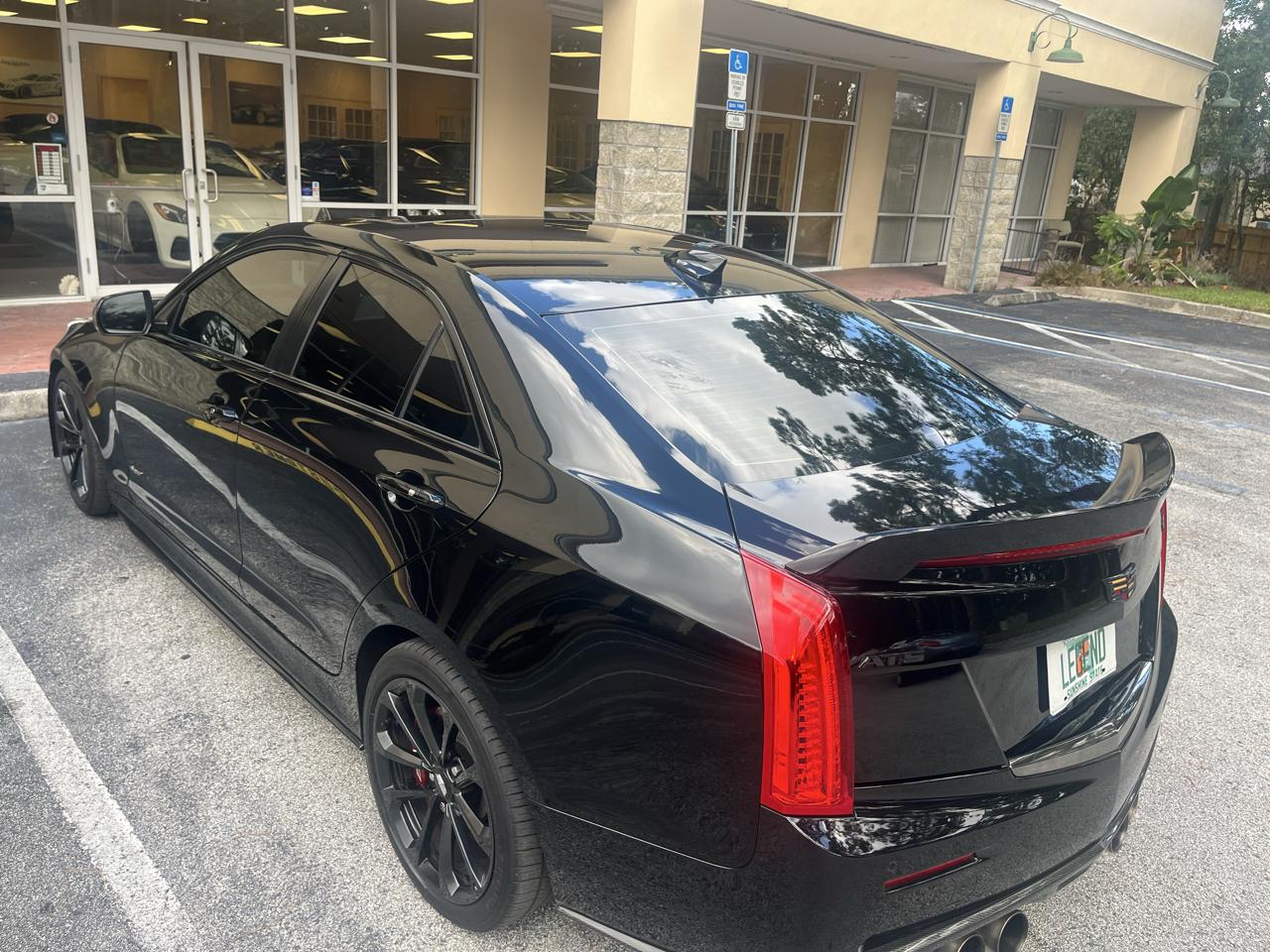 Cadillac ATS-V Sedan 4dr Sdn 2017