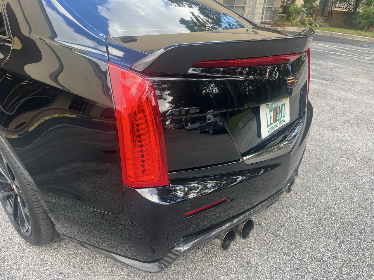 Cadillac ATS-V Sedan 4dr Sdn 2017