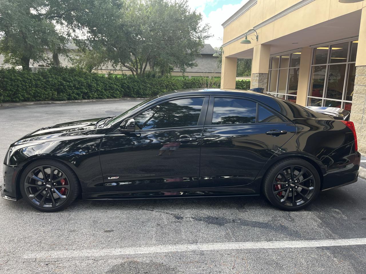 Cadillac ATS-V Sedan 4dr Sdn 2017
