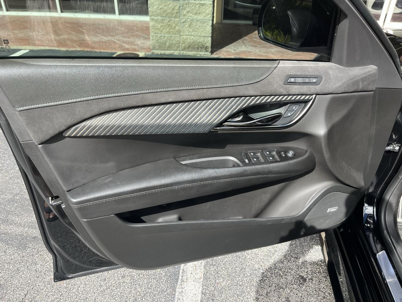 Cadillac ATS-V Sedan 4dr Sdn 2017