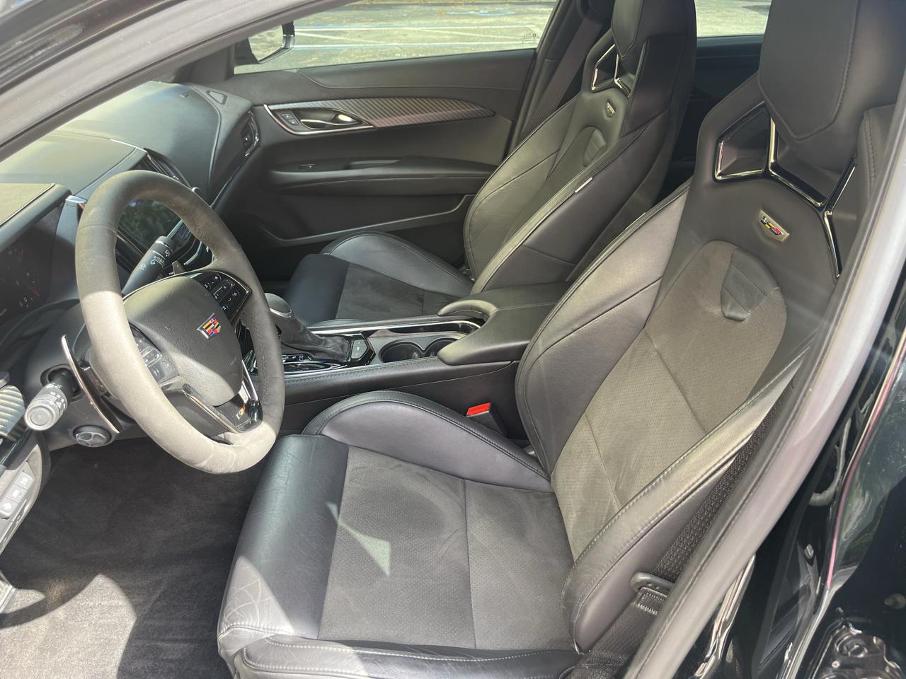Cadillac ATS-V Sedan 4dr Sdn 2017