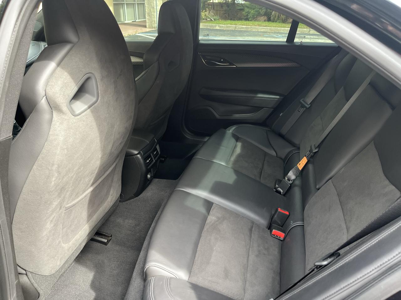 Cadillac ATS-V Sedan 4dr Sdn 2017