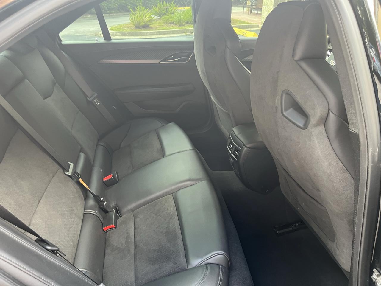 Cadillac ATS-V Sedan 4dr Sdn 2017