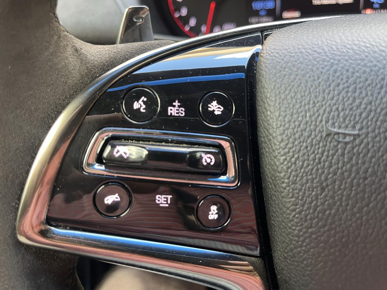 Cadillac ATS-V Sedan 4dr Sdn 2017