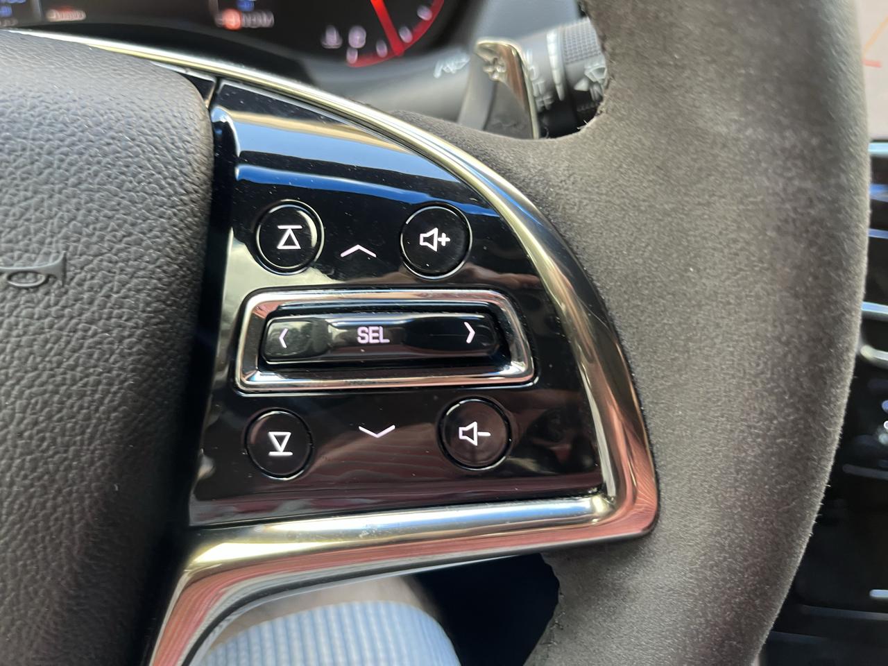 Cadillac ATS-V Sedan 4dr Sdn 2017