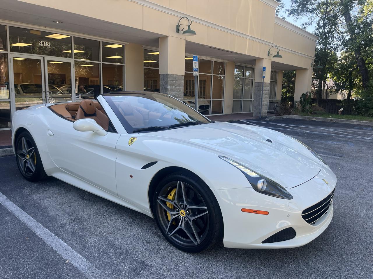 2016 Ferrari California T 2dr Conv