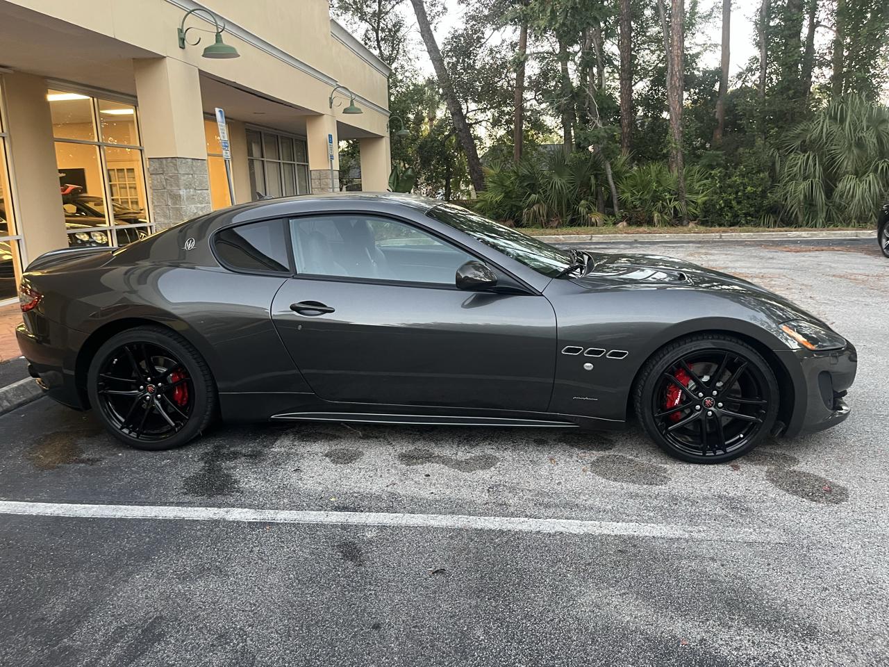 Maserati GranTurismo MC Centennial Edition 4.7L 2017
