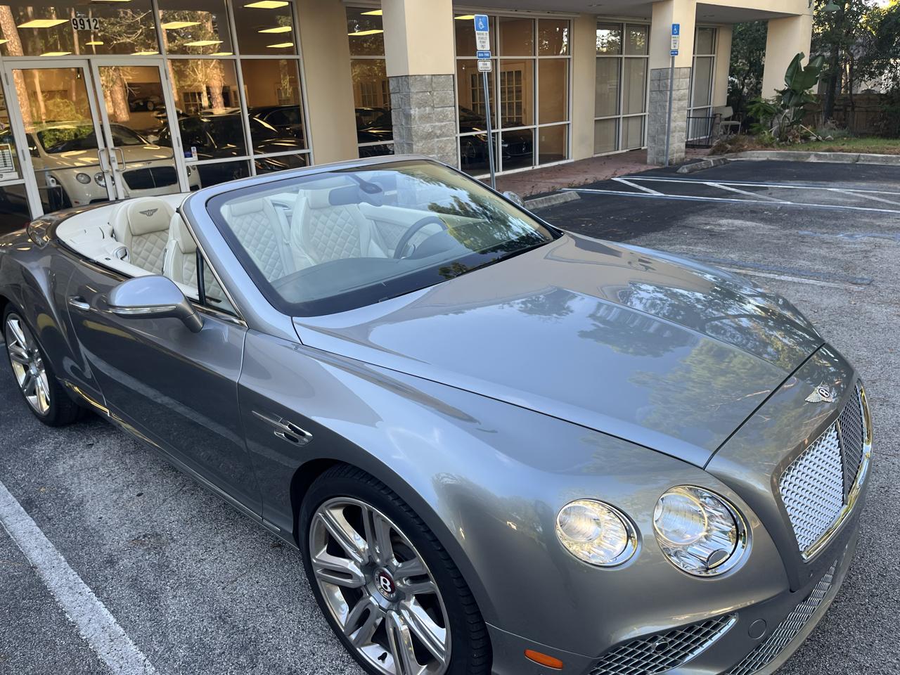 Bentley Continental GT V8 Convertible 2017