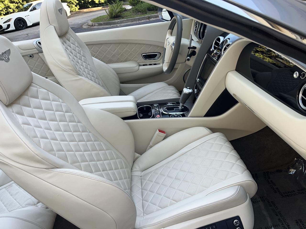 Bentley Continental GT V8 Convertible 2017