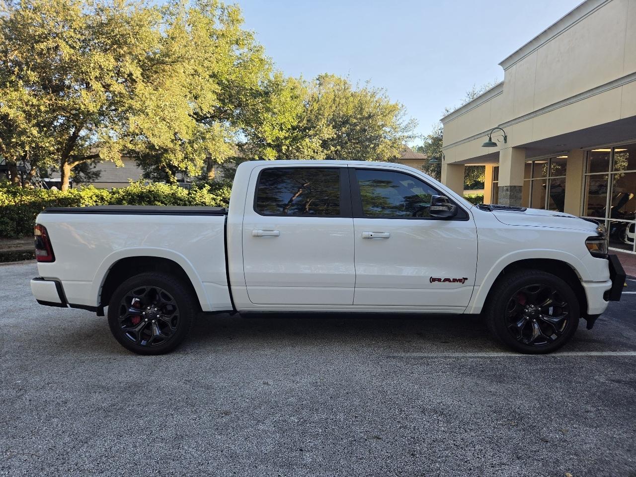 RAM 1500 Limited 4x4 Crew Cab 5'7" Box 2022