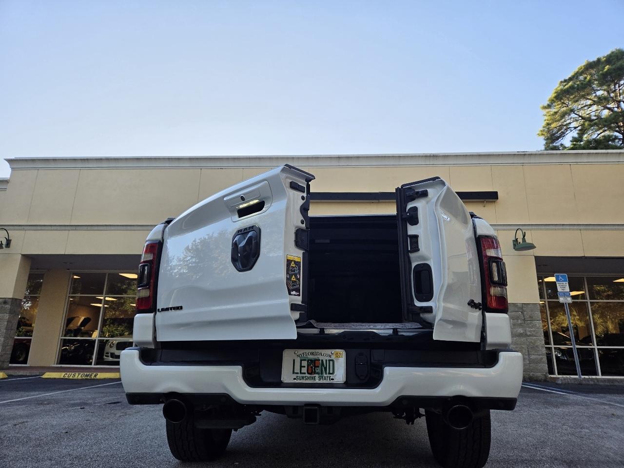 RAM 1500 Limited 4x4 Crew Cab 5'7" Box 2022