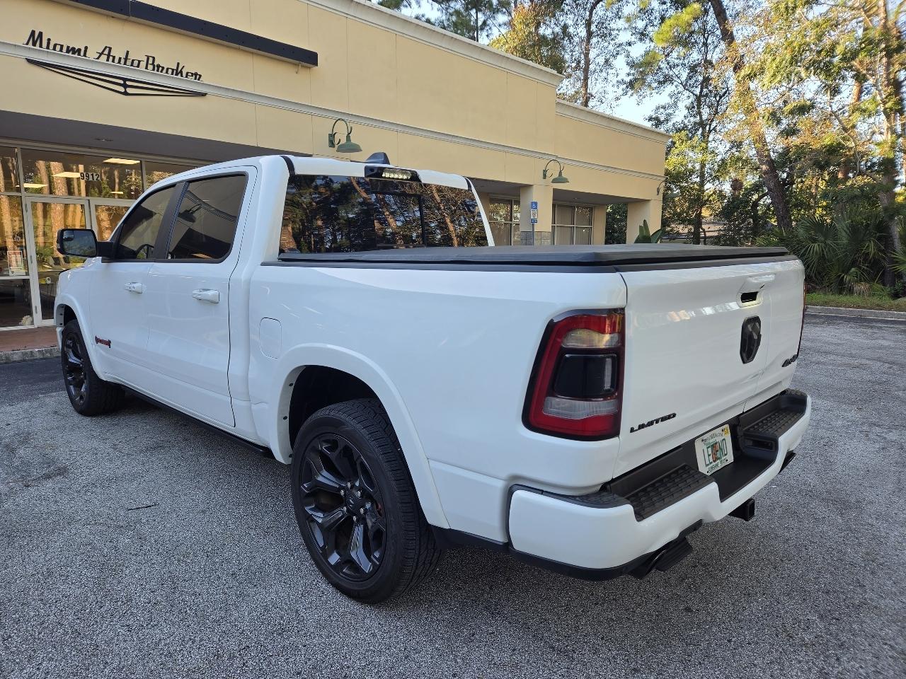RAM 1500 Limited 4x4 Crew Cab 5'7" Box 2022