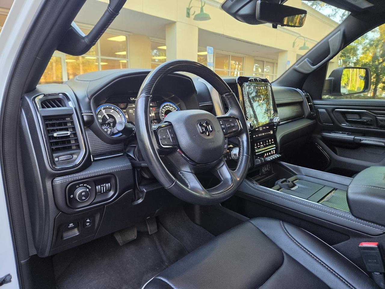 RAM 1500 Limited 4x4 Crew Cab 5'7" Box 2022
