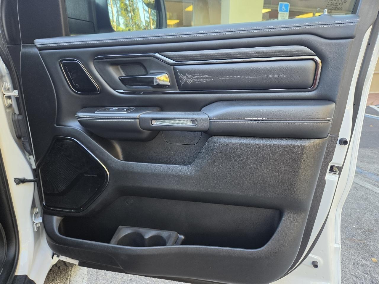 RAM 1500 Limited 4x4 Crew Cab 5'7" Box 2022