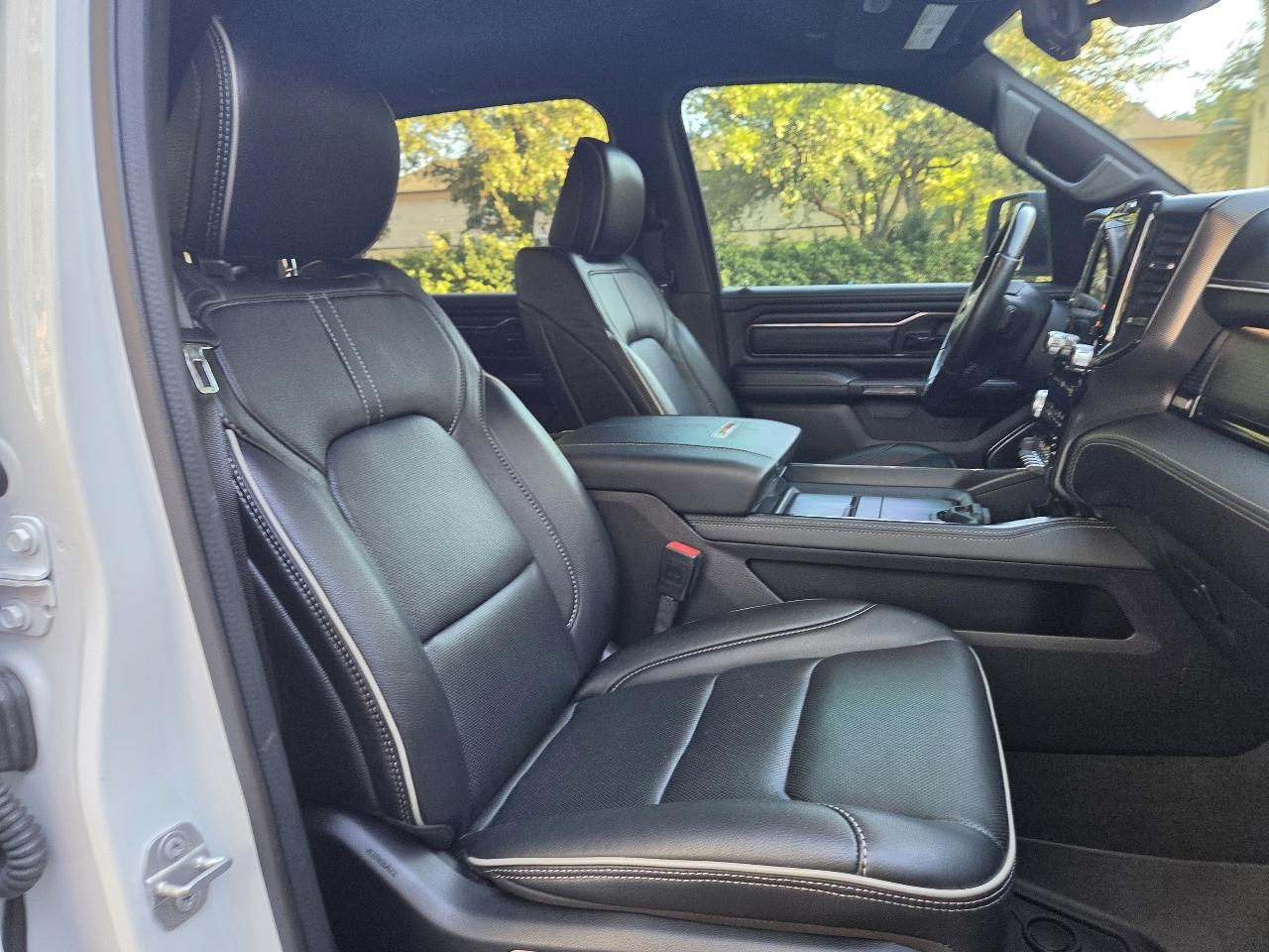 RAM 1500 Limited 4x4 Crew Cab 5'7" Box 2022