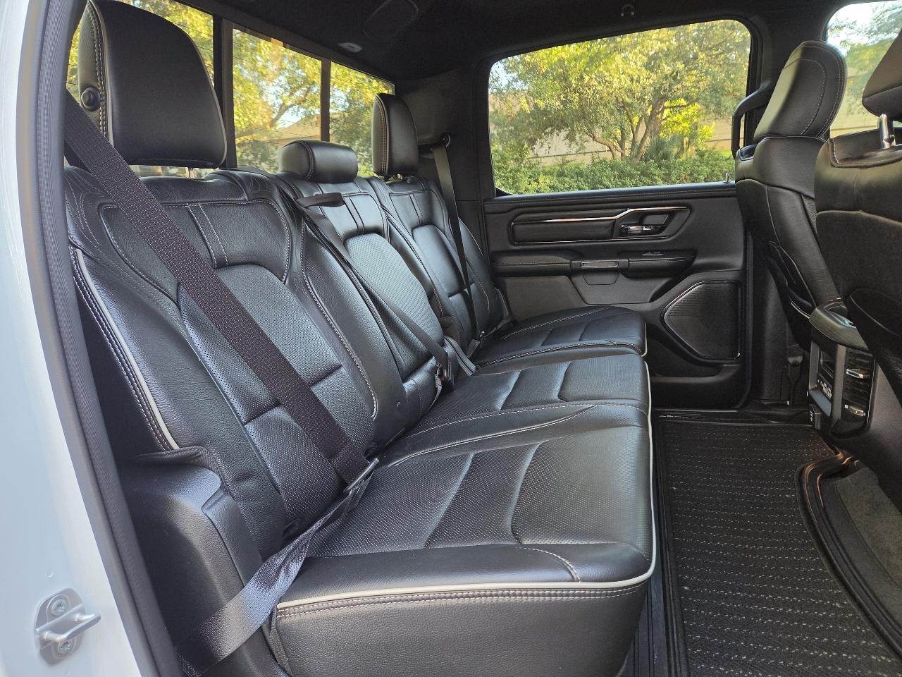 RAM 1500 Limited 4x4 Crew Cab 5'7" Box 2022