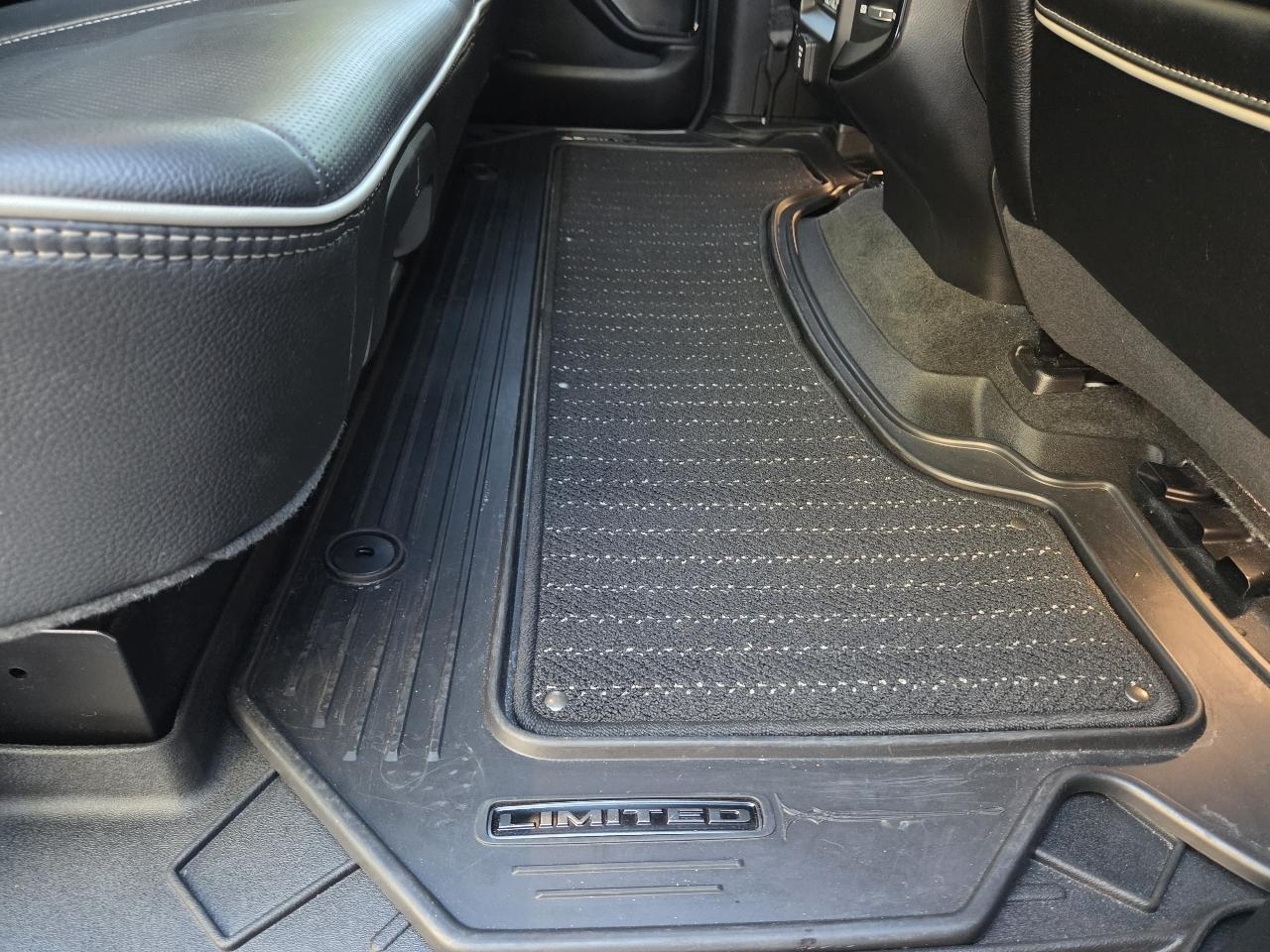 RAM 1500 Limited 4x4 Crew Cab 5'7" Box 2022