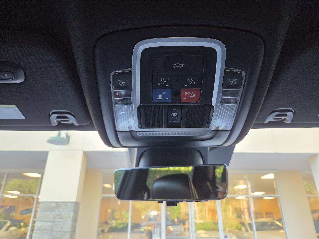 RAM 1500 Limited 4x4 Crew Cab 5'7" Box 2022