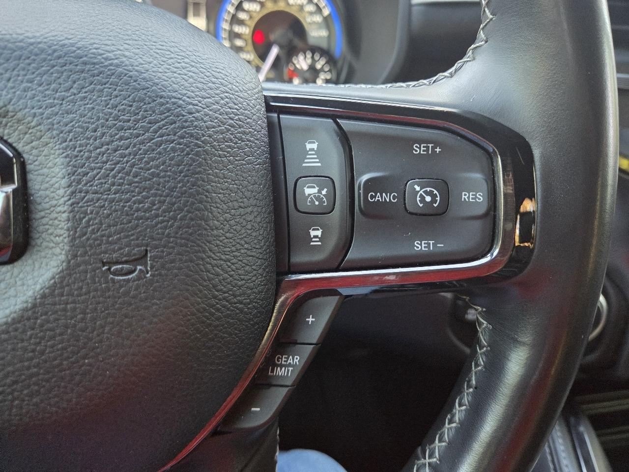 RAM 1500 Limited 4x4 Crew Cab 5'7" Box 2022
