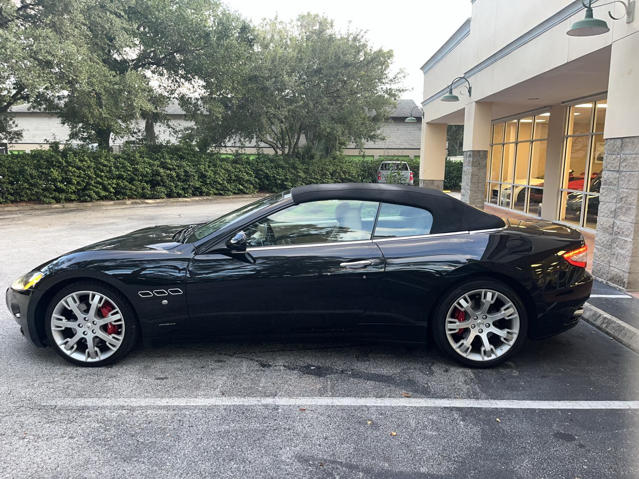 Maserati GranTurismo Convertible 2dr Conv GranTurismo 2012