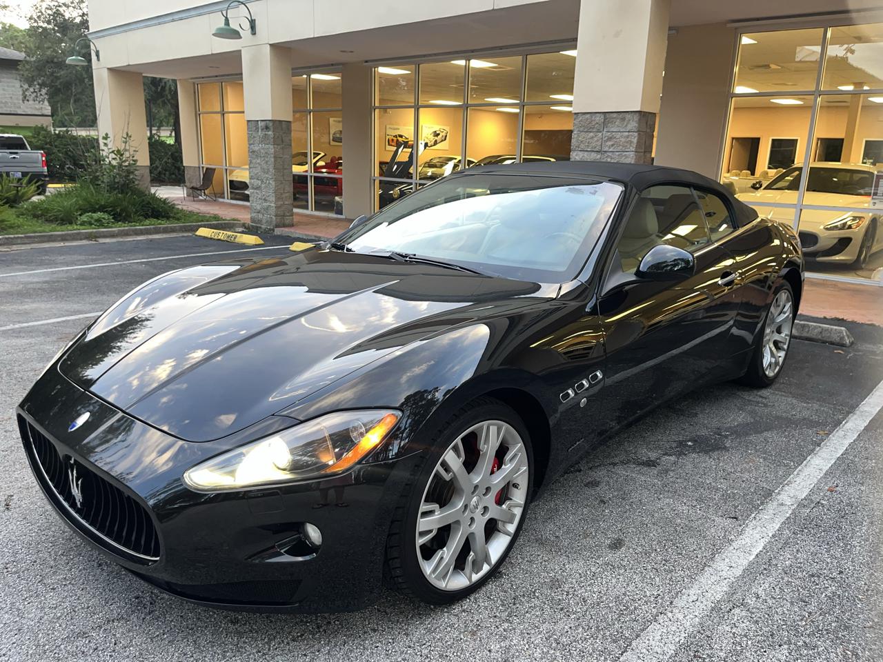 Maserati GranTurismo Convertible 2dr Conv GranTurismo 2012