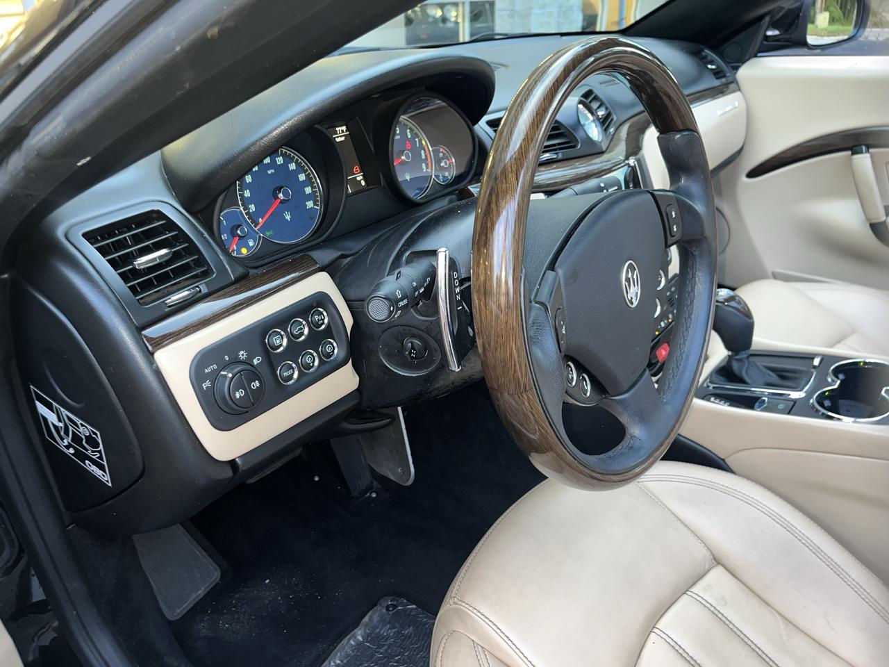 Maserati GranTurismo Convertible 2dr Conv GranTurismo 2012