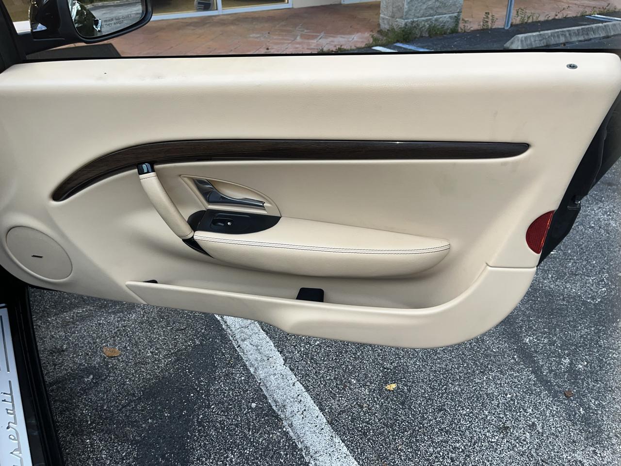 Maserati GranTurismo Convertible 2dr Conv GranTurismo 2012