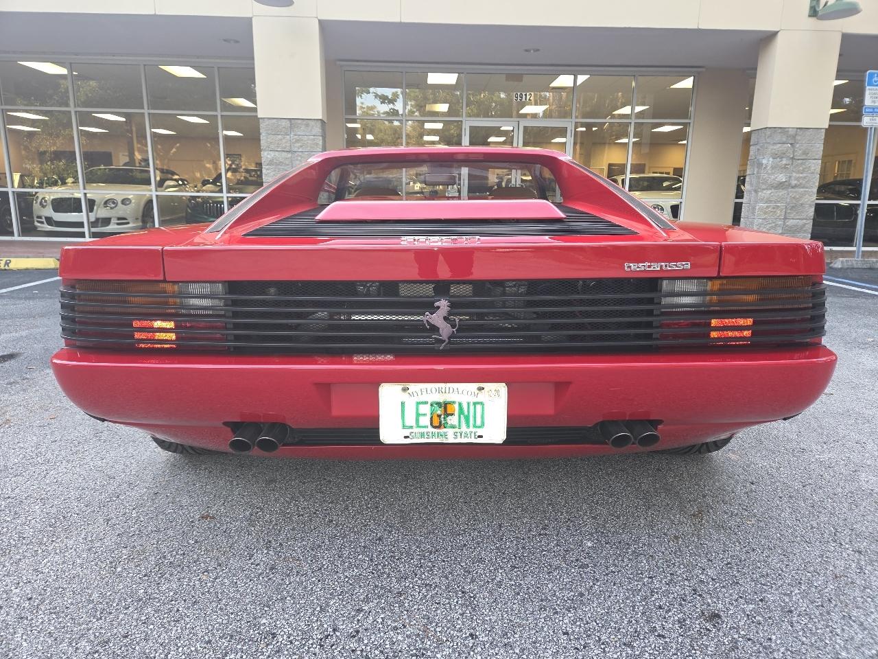 Ferrari Testarossa Base 1985