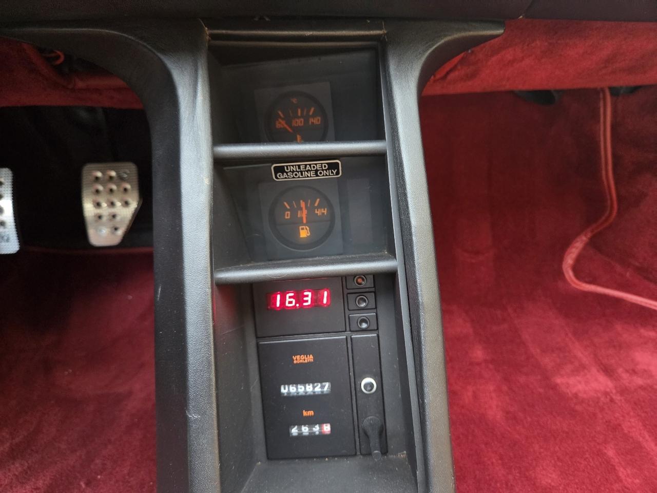 Ferrari Testarossa Base 1985