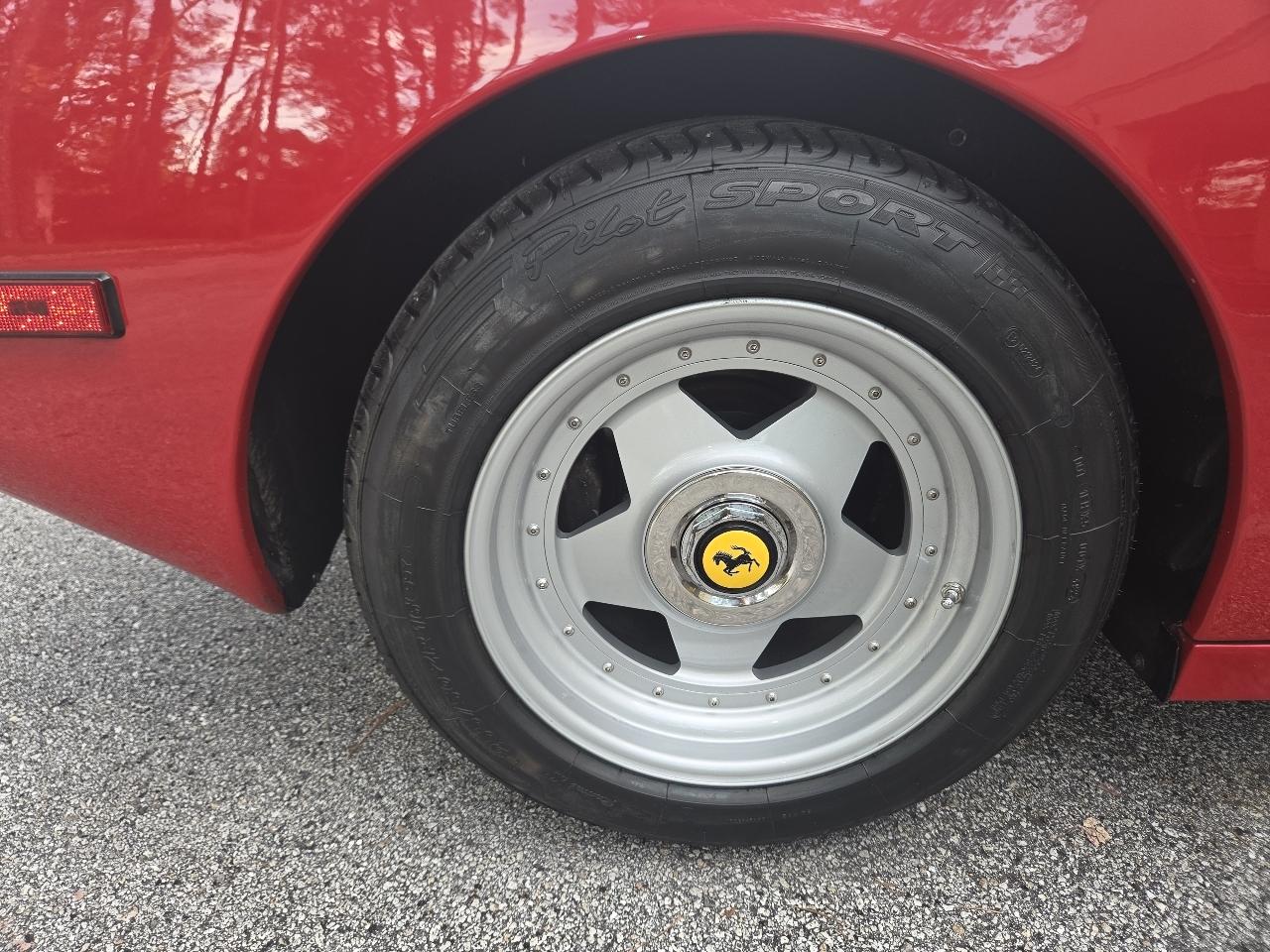 Ferrari Testarossa Base 1985
