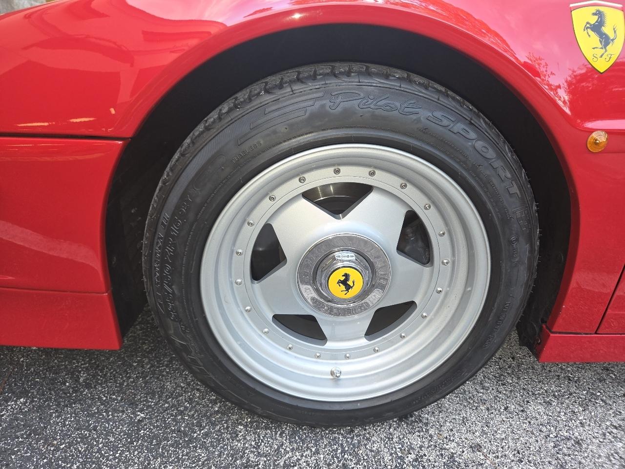 Ferrari Testarossa Base 1985