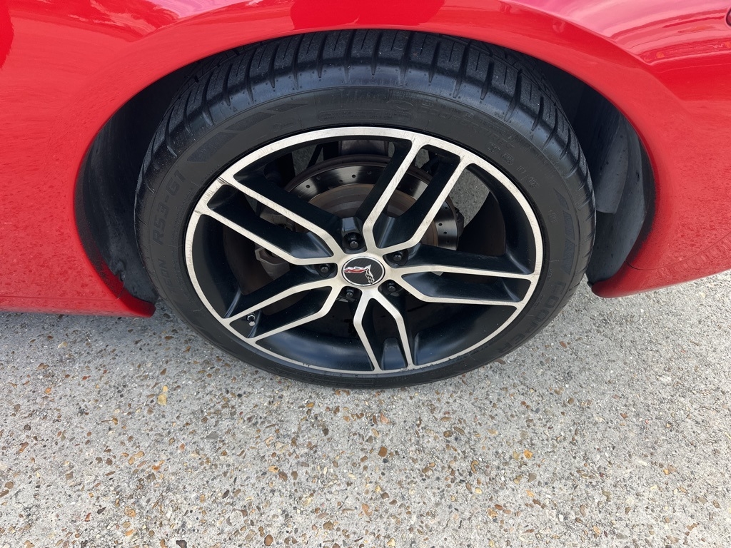 Chevrolet Corvette  2005