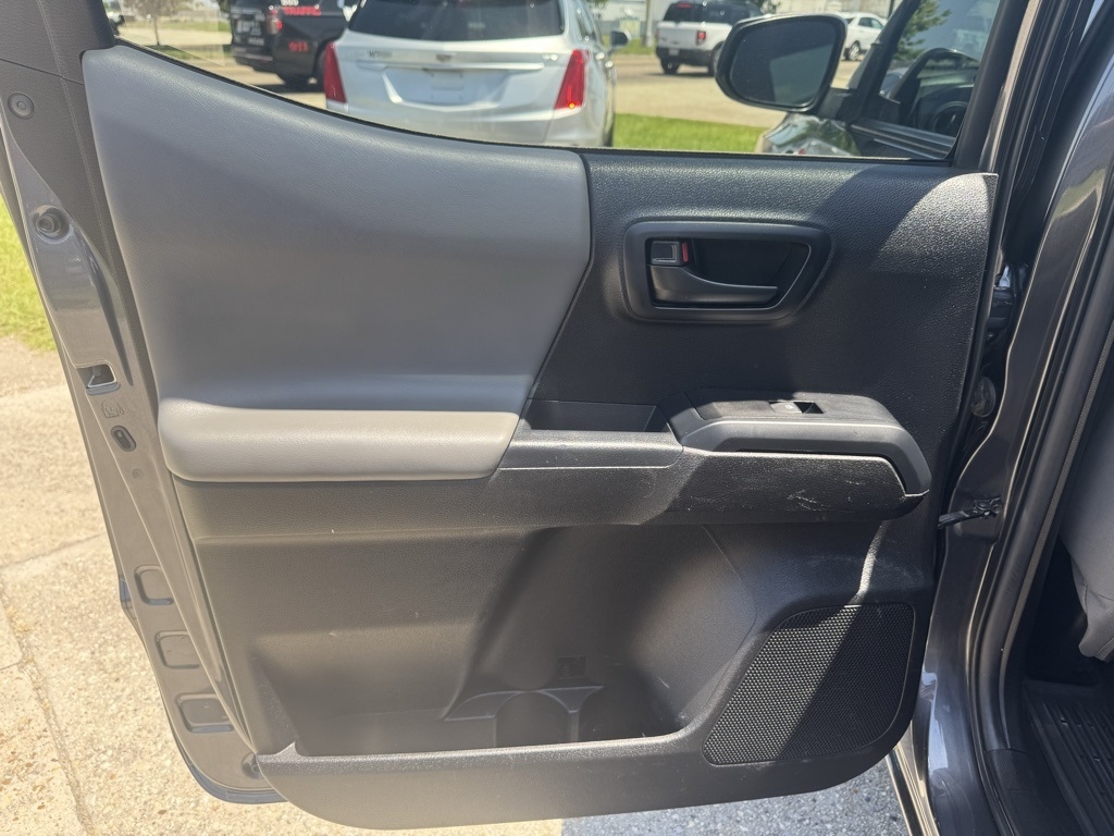 Toyota Tacoma SR5 Double Cab Long Bed V6 6AT 4WD 2022