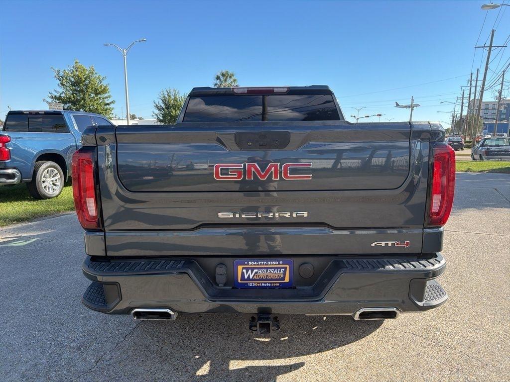 GMC Sierra 1500 AT4 Crew Cab 4WD SWB 2021