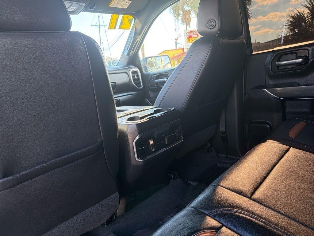 GMC Sierra 1500 AT4 Crew Cab 4WD SWB 2021