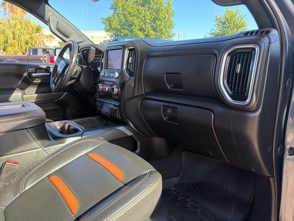 GMC Sierra 1500 AT4 Crew Cab 4WD SWB 2021