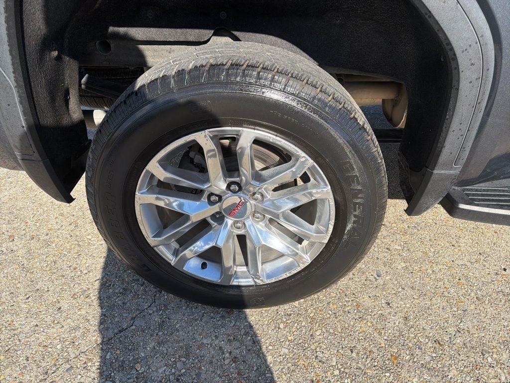 GMC Sierra 1500 AT4 Crew Cab 4WD SWB 2021