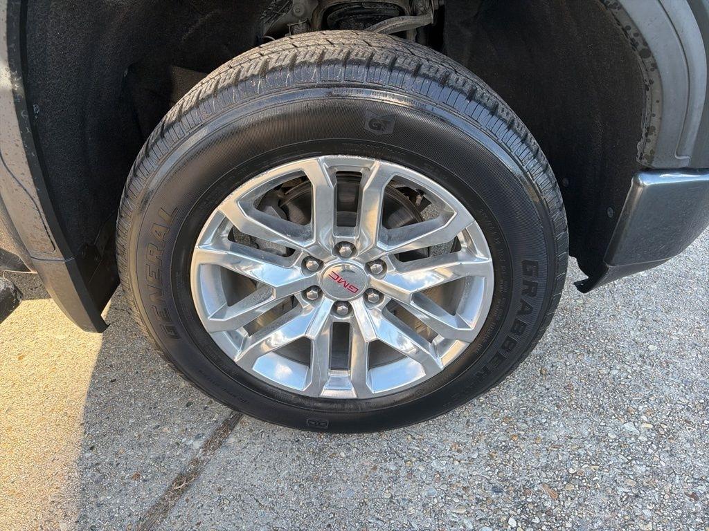 GMC Sierra 1500 AT4 Crew Cab 4WD SWB 2021